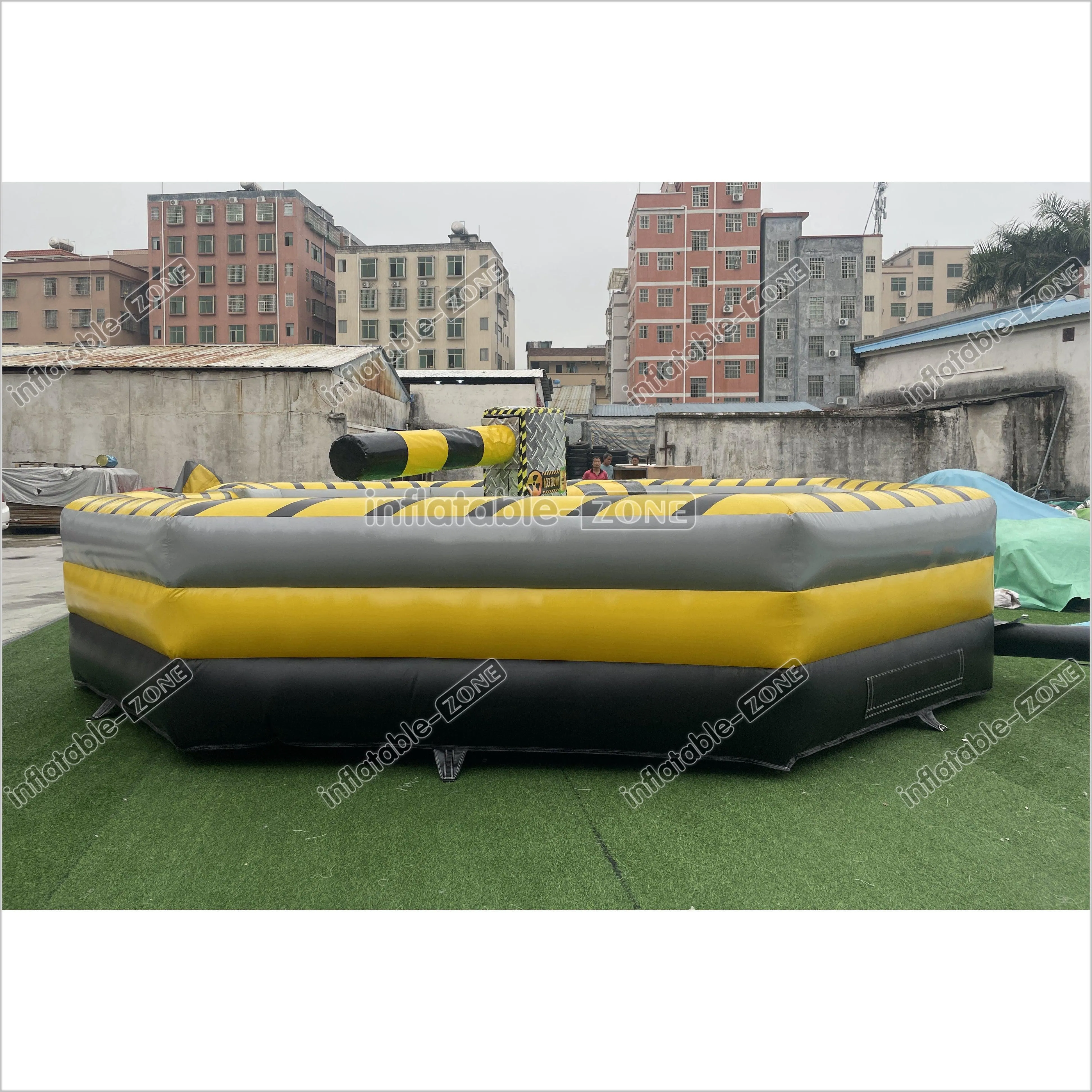 Classic Commercial Party Inflatable Meltdown Mechanical Game Inflatable Jumping Mattress Wipeout Machine