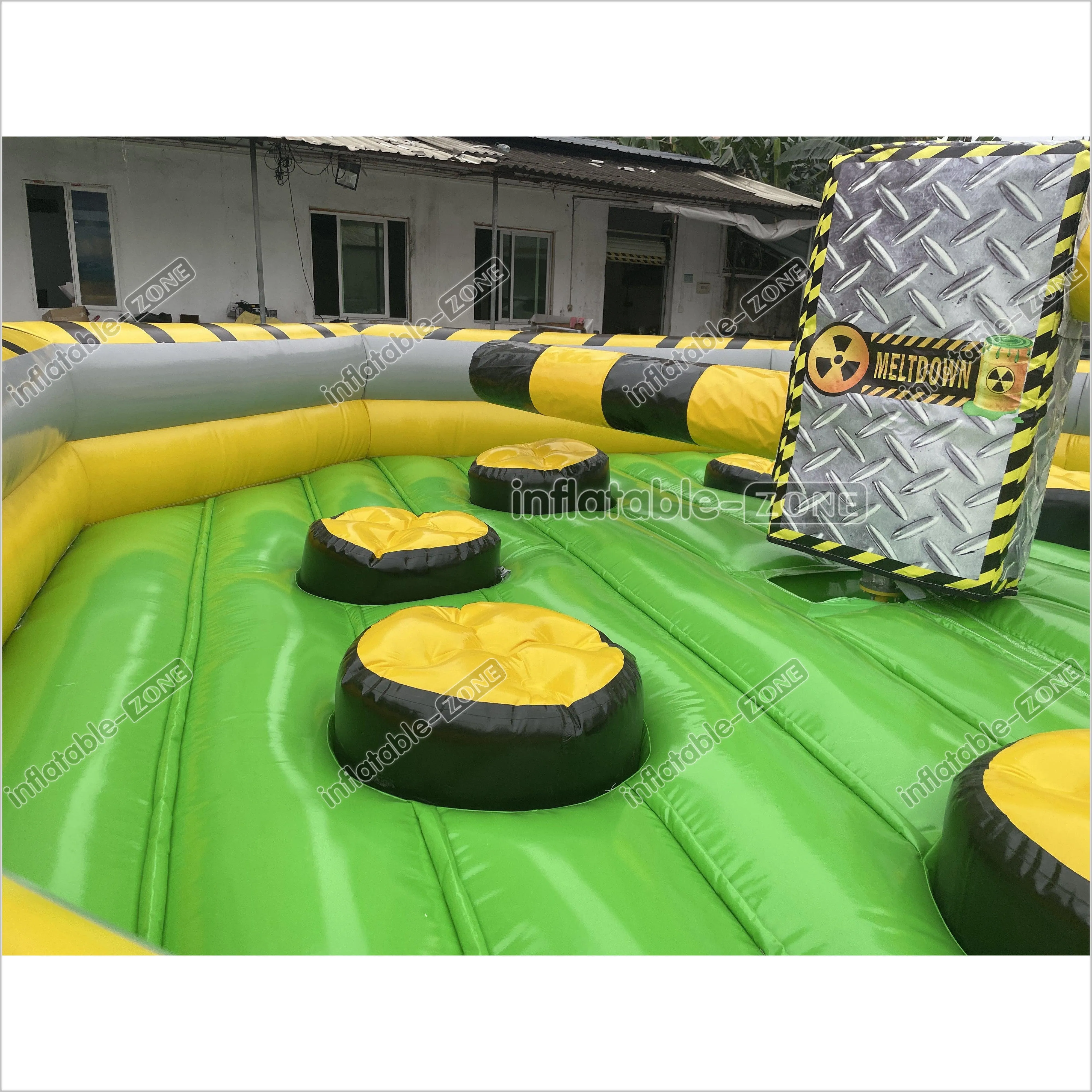 Classic Commercial Party Inflatable Meltdown Mechanical Game Inflatable Jumping Mattress Wipeout Machine